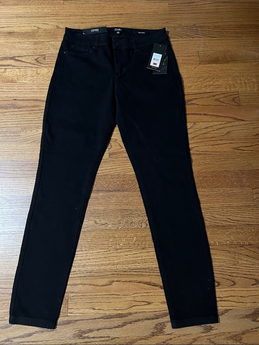 Jones New York Women’s Skinny Jeans in Black